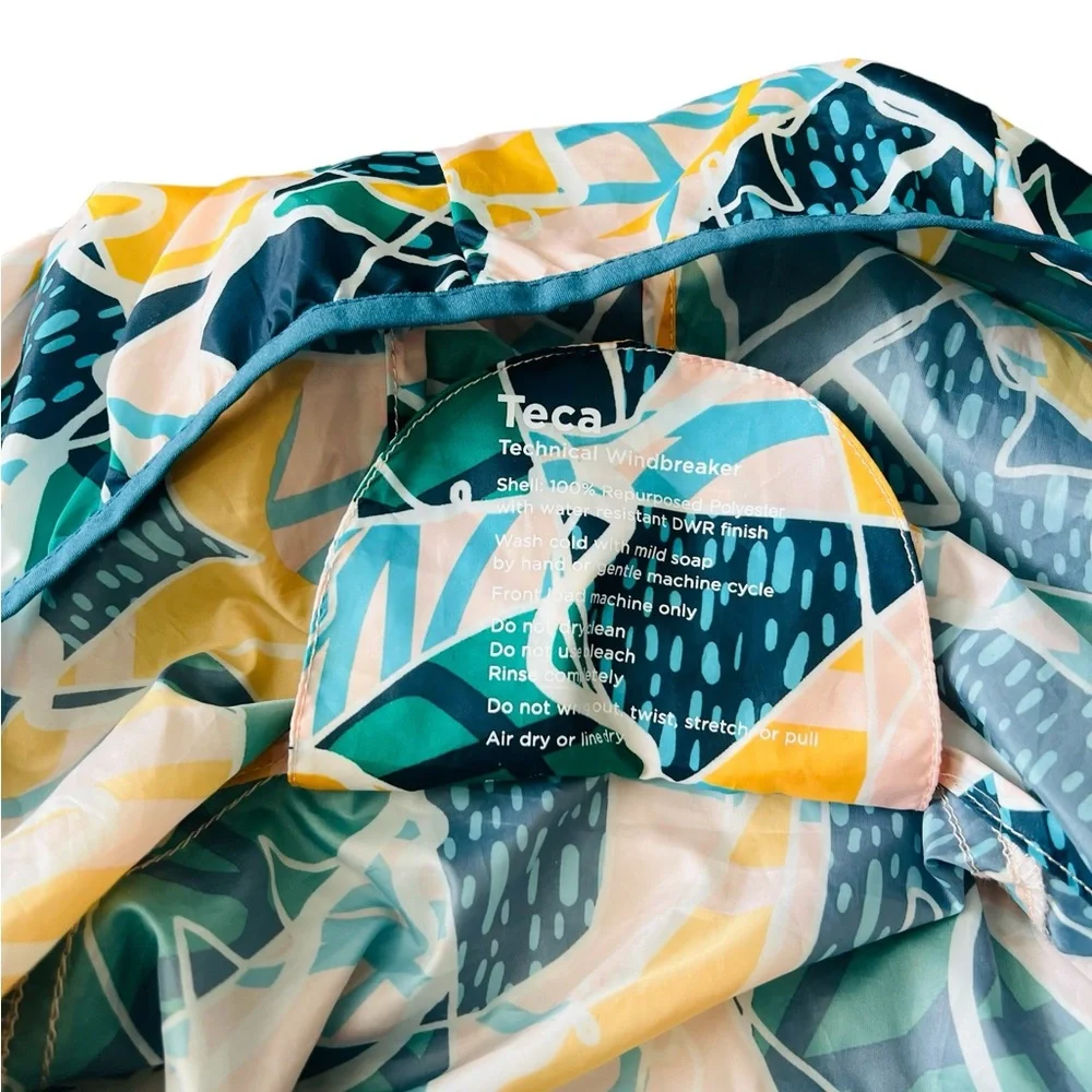 New Cotopaxi size Large Teca Technical Windbreaker Packable full zip hooded NWOT - Picture 6 of 7